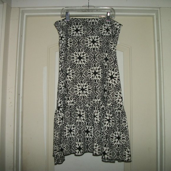LITTLE BLACK & WHITE KNIT DROP FLOUNCE SKIRT M - Picture 1 of 4